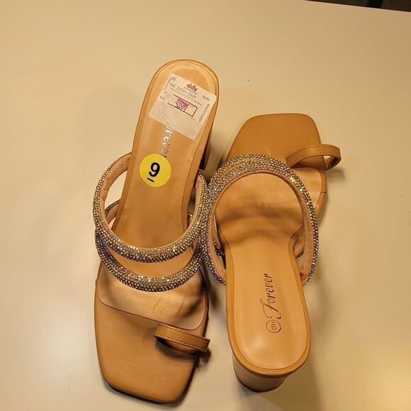 BRAND NEW FOREVER SLIPPERS   PEEP TOE DOUBLE STRAP GLITTER EMBROIDERY SANDAL - Picture 6 of 16